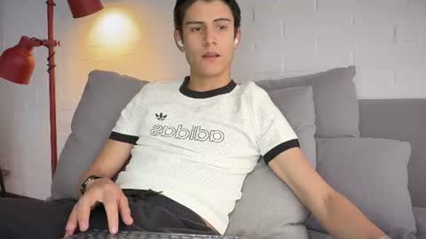 hey_cesard online show from July 18, 4:53 pm