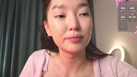 Audrey online show from February 13, 3:04 pm