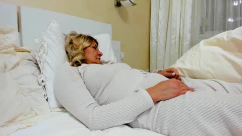 Heyheygrey online show from February 25, 11:48 pm