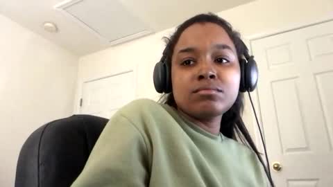 heyyou301990 online show from December 1, 6:39 pm