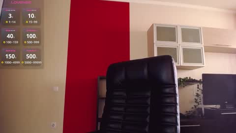 Snapshot of hi_bye_ chatting on October 18, 6:06 am Lina online show from October 18, 6:06 am