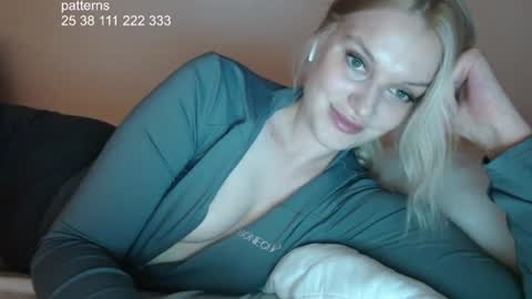 Ana online show from June 20, 6:03 pm