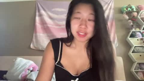 HiddenR0se online show from August 1, 7:15 pm