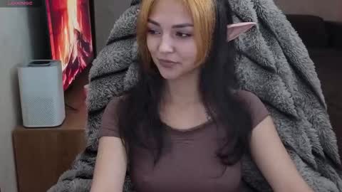 HIHIKA online show from October 18, 7:07 pm