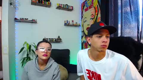 Snapshot of hill_and_jack chatting on January 23, 8:13 pm Hill and Jack online show from January 23, 8:13 pm