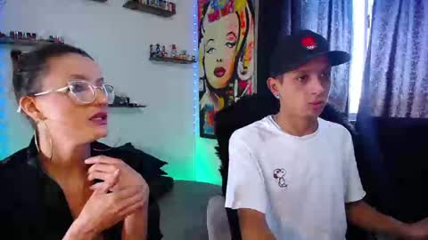 Snapshot of hill_and_jack chatting on January 15, 2:13 pm Hill and Jack online show from January 15, 2:13 pm