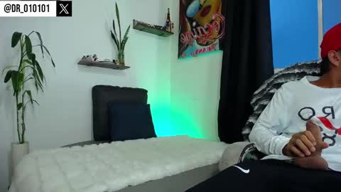 Snapshot of hill_and_jack chatting on October 5, 10:50 pm Hill and Jack online show from October 5, 10:50 pm