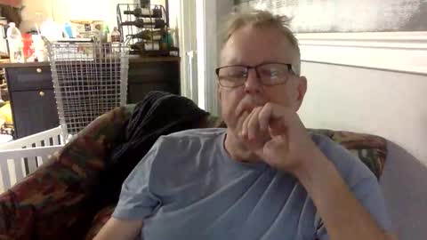 TwoDaddies online show from December 22, 3:41 pm