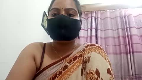 himuhimu22 online show from October 14, 8:23 pm