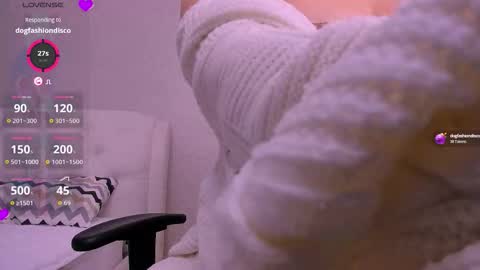 Snapshot of hinajeen chatting on October 9, 8:31 am Sexy Hina online show from October 9, 8:31 am