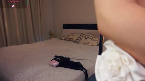 Snapshot of hip_hop_baby chatting on October 15, 8:42 pm Leya Day Mary Night PvT Open online show from October 15, 8:42 pm