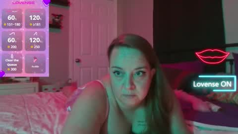 hippiemermaid40 online show from January 8, 8:58 pm