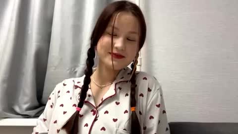 Snapshot of hirokobab chatting on October 15, 3:13 pm Viola online show from October 15, 3:13 pm