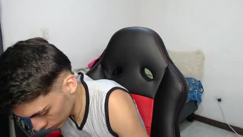 Hisokax online show from April 22, 2:41 am