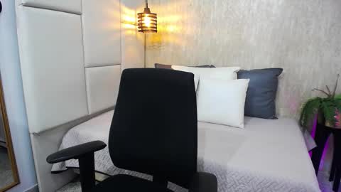 Hisoka online show from February 16, 7:23 pm