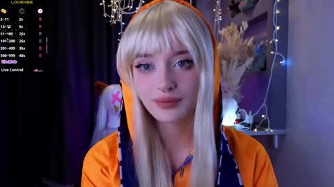 Ella online show from May 16, 7:23 pm