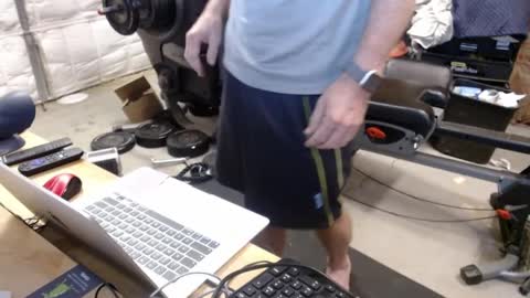 Nick online show from April 12, 1:04 pm