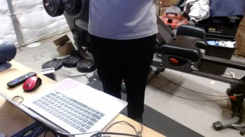 Nick online show from April 10, 12:10 pm