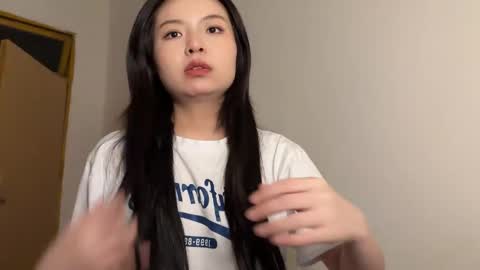 Snapshot of hola_sunflower chatting on September 24, 11:06 am amy online show from September 24, 11:06 am