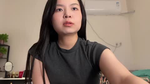 Snapshot of hola_sunflower chatting on September 29, 12:37 pm amy online show from September 29, 12:37 pm