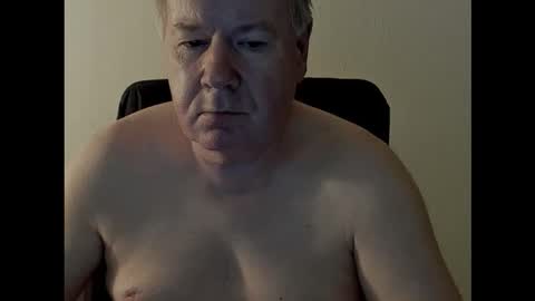 Snapshot of holgerhb53 chatting on September 20, 2:53 pm Holger online show from September 20, 2:53 pm