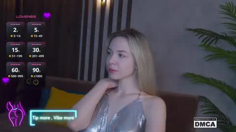 My social media links subscribe to support me  online show from February 14, 3:33 am