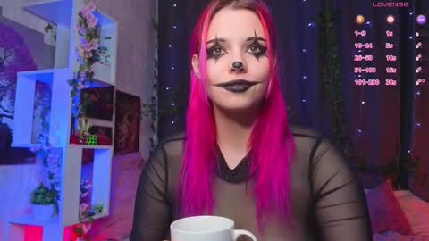 Lux online show from September 29, 5:23 pm