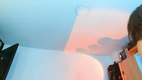 Holly and Honey online show from March 30, 11:38 pm