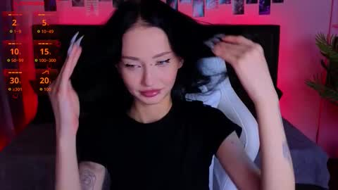 Snapshot of holly_berryy_ chatting on October 15, 2:15 am holly_berryy_ online show from October 15, 2:15 am