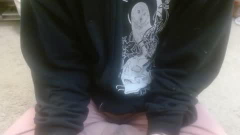 Holly Hawkes online show from February 3, 2:53 am