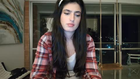 Snapshot of hollyshit_ chatting on October 1, 12:54 am hollyshit_ online show from October 1, 12:54 am