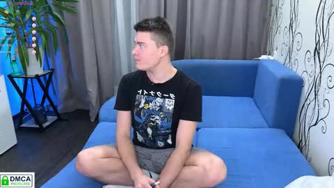 holy_eggs_00 online show from October 30, 6:41 pm