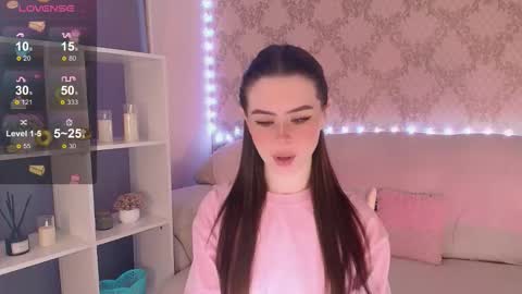 Mia online show from March 2, 4:17 am