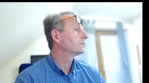 Snapshot of hondowill chatting on January 21, 9:24 am Bernd online show from January 21, 9:24 am