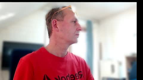 Snapshot of hondowill chatting on January 12, 2:19 pm Bernd online show from January 12, 2:19 pm