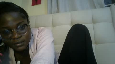 Honevey online show from March 31, 7:03 pm