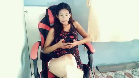 honey_mollyxx online show from May 16, 1:46 am