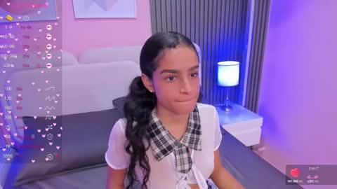 Snapshot of honey_sofii_ chatting on February 25, 11:54 am honey_sofii_ online show from February 25, 11:54 am