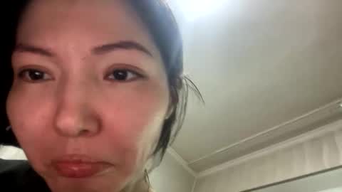 honey_yuzu online show from January 17, 8:46 am