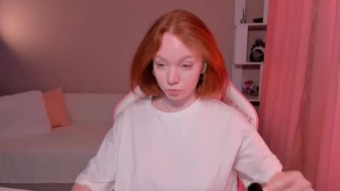 honeyautumn online show from February 18, 2:49 am