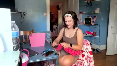 HoneyDrippinBunny online show from April 26, 4:37 pm