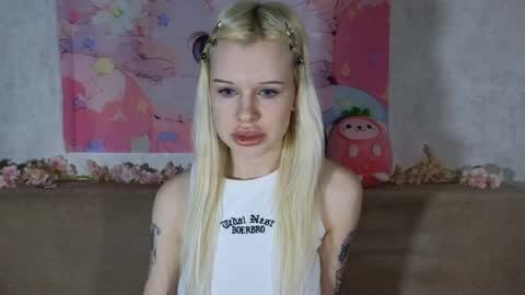 Lisa online show from March 24, 3:34 am