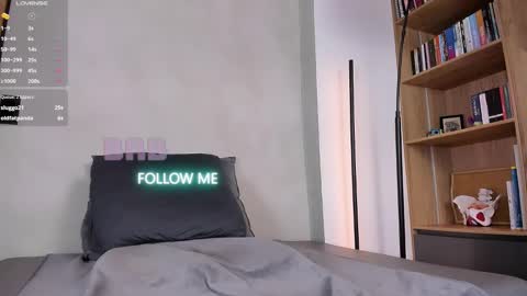 Sofia independent model online show from March 2, 2:21 pm