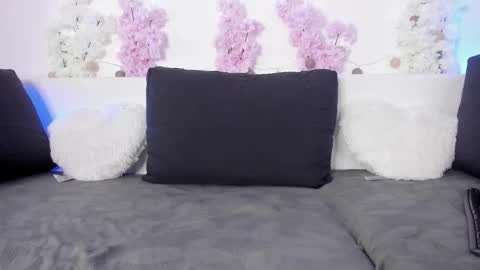 Snapshot of honeykissy chatting on October 3, 3:37 am Honey online show from October 3, 3:37 am