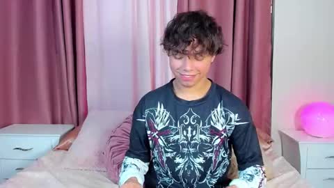 honeymoon_sariel online show from January 16, 8:51 pm