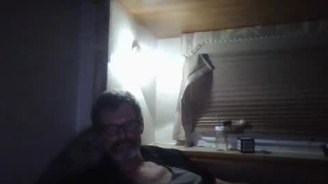joey online show from May 10, 11:05 am