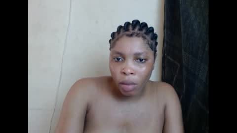 horny4bum online show from February 15, 11:17 am