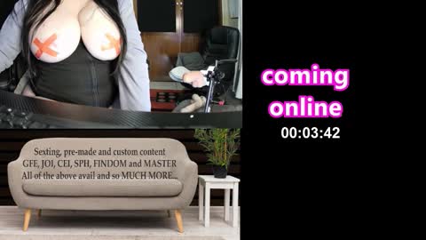 Misty online show from December 1, 6:39 pm