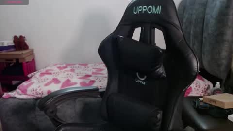 horny and daring online show from April 12, 12:20 pm