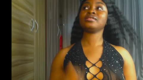 sandy online show from April 5, 9:06 am